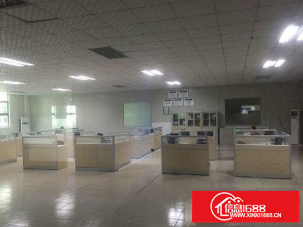 出租坪山新区三洋湖二楼800m2现成装修厂房