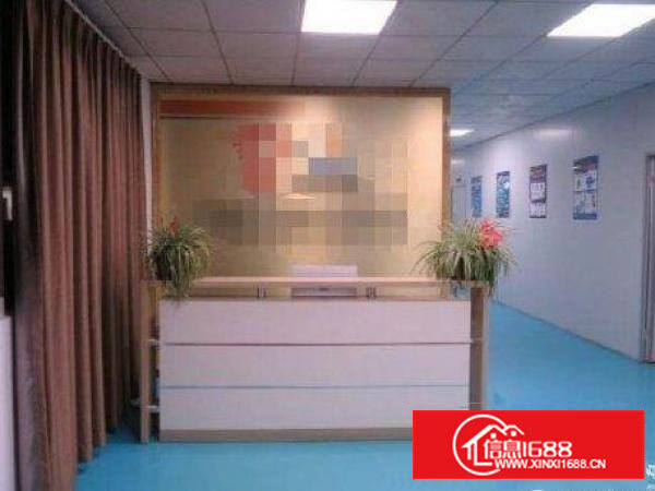 石岩高速路口，原房东无尘车间厂1000平，无需转让费。