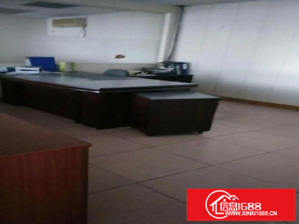 松岗红星新出2楼650平精装厂房出租可分租