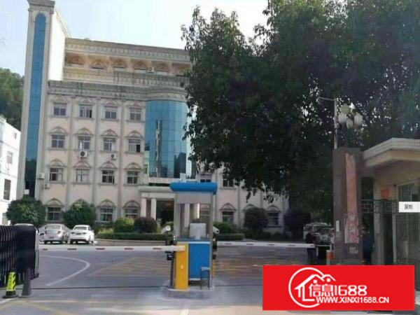 无公摊，龙岗区横岗2楼400精装厂房出租