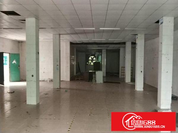 平湖鹅公岭村委厂房470平米房东免用直租