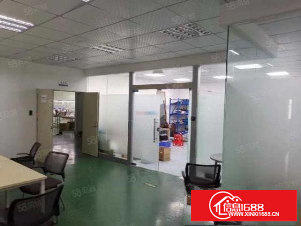 石岩山城工业区，830平米厂房，独立户型，带装修，免转让费