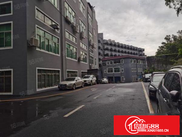 观澜汽车站边上2200平方大小分租，厂房出租