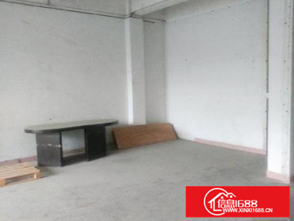 本房位于莞樟路旁边，交通方便，停车方便