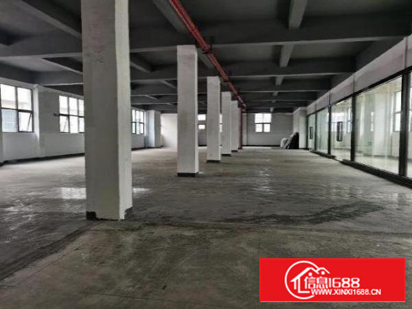 业主直租，石岩宝联创新园轻加工厂房667平招租带货梯免停车费
