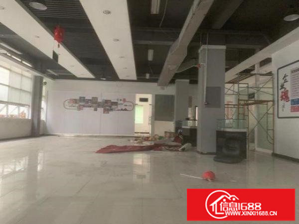 横岗六约塘坑地铁口一楼精装修厂房