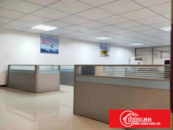 原房东独院两层2880平方1楼7米高宿舍办公室800平方