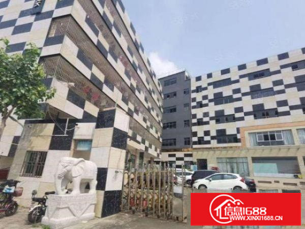 原房东！横岗地铁200米独院一楼厂房680平方租