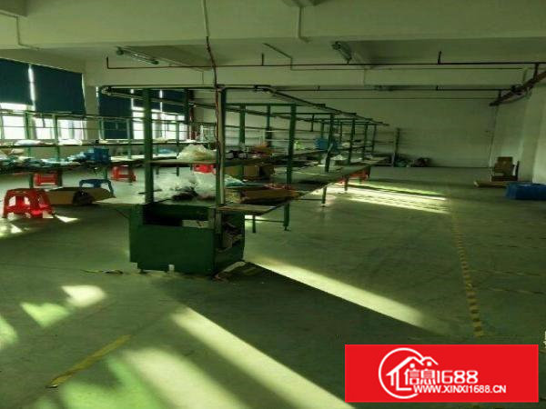 雁田商业区花园式厂房500平米（带办公室）