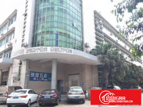 沙井锦程路边上新出一楼4500平方层高6米带牛角厂房出租