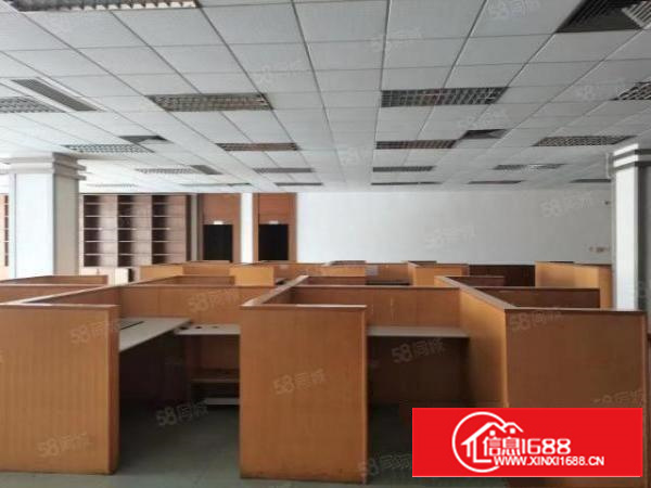 凤岗雁田与深圳交界厂房11000平，仅一墙之隔，交通超方便