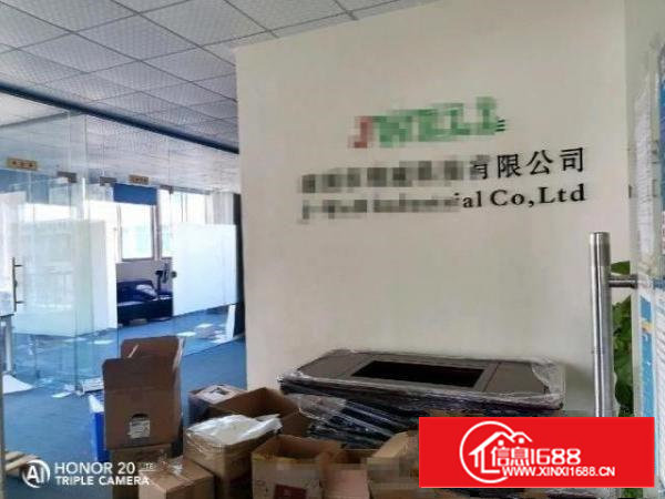 恒丰工业城内带装修厂房540平米招租