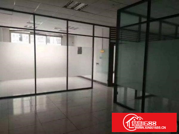 出租龙岗区坪地二楼800平厂房，豪华装修