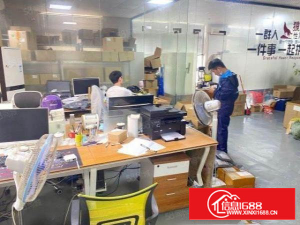 塘头路口工业园2楼300平，现成装修办公，电商，贸易厂房招租