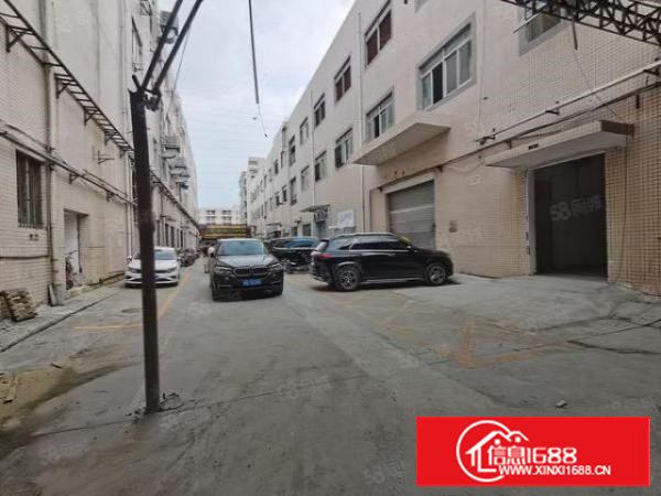 出租6米高，新装修430平，形象好，上家做口罩