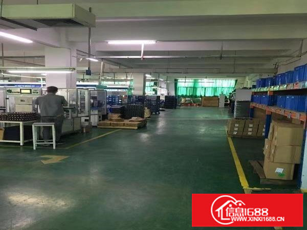 横岗近地铁站，新出2250平方带装修厂房出租