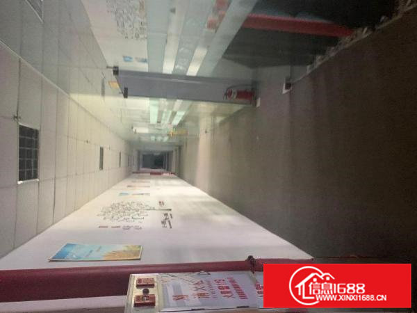 凤岗竹塘厂房出租1600平方带电梯办公司装修