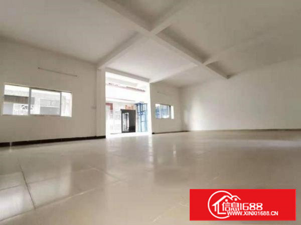 大坪出口周边1200平米钢构独院厂房胶水抽粒五金