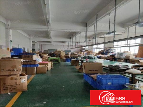 凤岗五联油甘埔一手房东独院标准厂房出租楼上800平米实拍