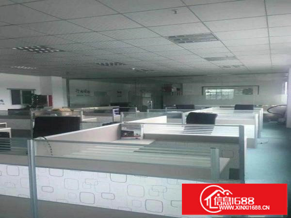 横岗228工业区独栋带办公室厂房整层分租1850平米