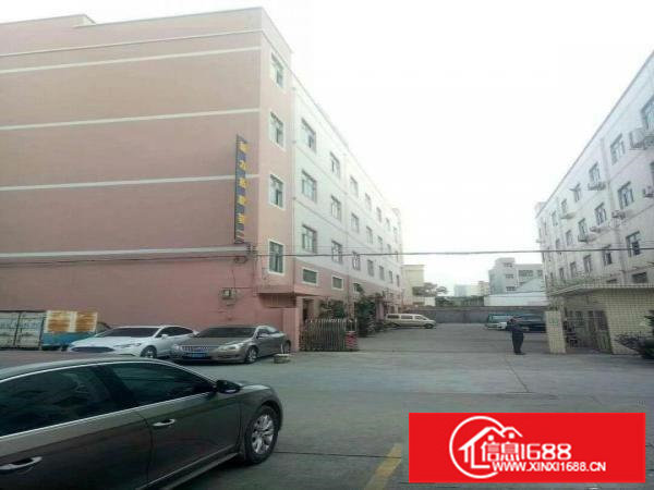 坂田地铁站附近新出三楼四楼每层1500平带装修招租