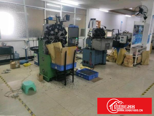 工业园区C栋四楼，有电梯，水电齐全，精装修