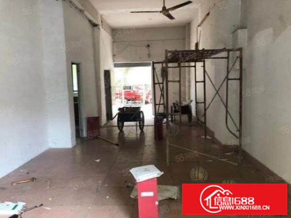 坂田136平方一楼厂房出租，