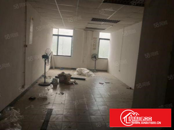 沙井京基百纳附近新出楼上300平米带装修厂房