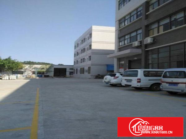 凤岗花园式工业区二，三楼各1500平米出租