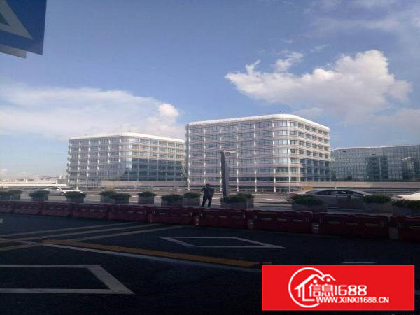 深圳龙岗区平湖华南城独院厂房招租面积5000平方分