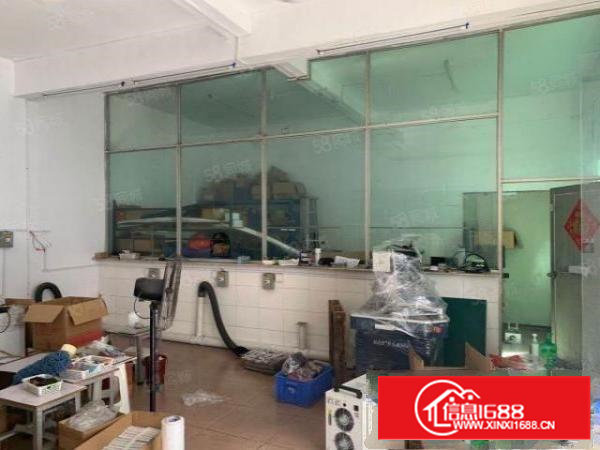 石岩汽车站附近，新出140平办公生产一体化厂房，装修即租即用