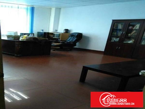 平湖新木工业区原业主三楼750平方急租急急