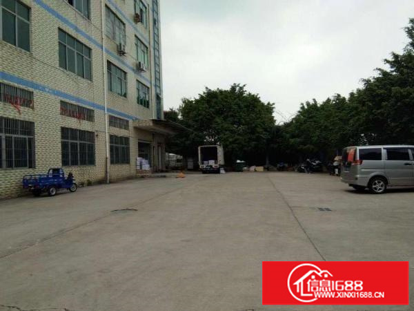 龙岗平湖独院二楼2000平米/分租