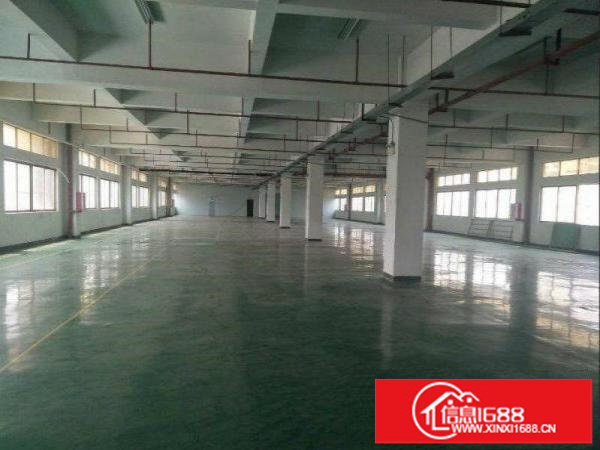 平湖原业主三楼带装修2500平方