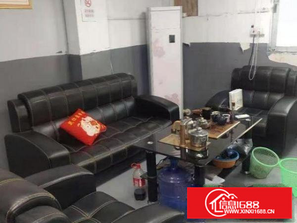 小型加工厂地段交通方便