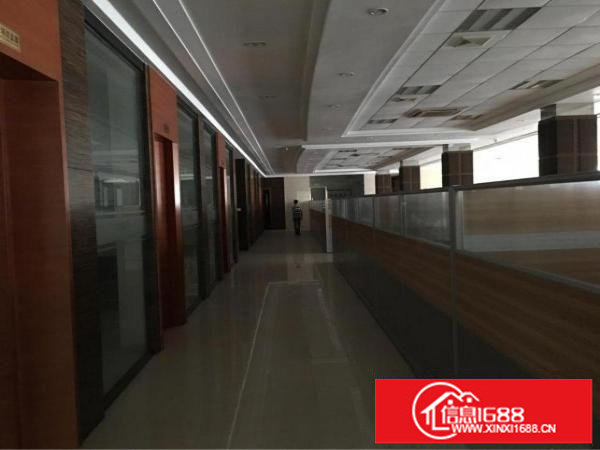 龙岗坪地2000平米带精装修厂房也可分租