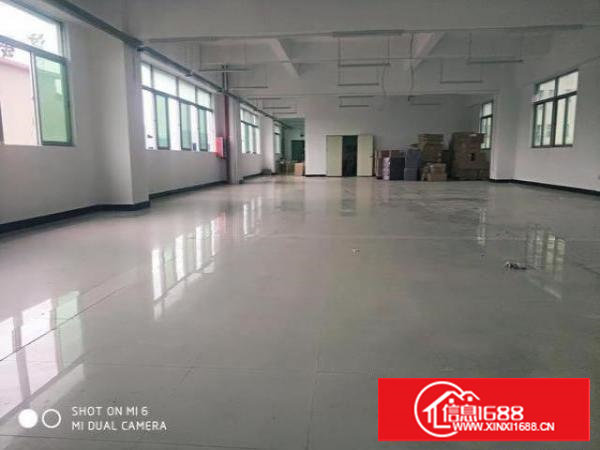 出租)长安乌沙楼上400平厂房（带装修水电）