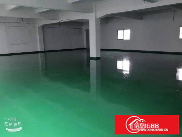 锦厦二楼500平方厂房招租，全新地坪漆主线已拉好有电梯