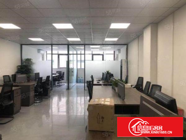 （地铁口）楼上精装修办公室。大小户型随便挑