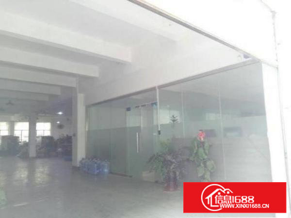 西乡带装修厂房一楼1000米招租