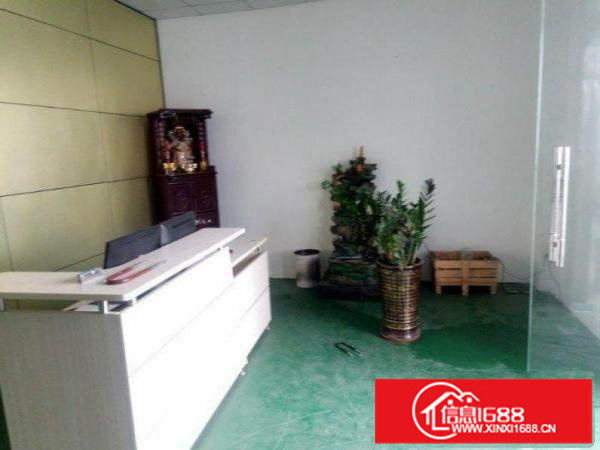 出租龙岗区坪地新出400平厂房带地坪漆·办公室