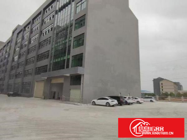 一楼带牛角，带喷淋，空地