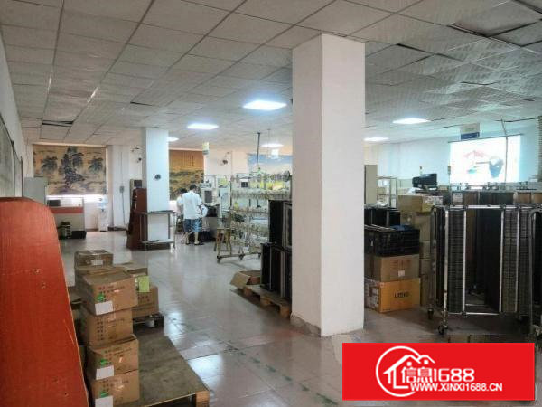 凤岗雁田布心工业区无公摊原房东厂房三楼1200平方，适合电子