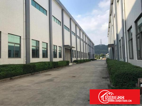 镇隆高速出口附近滴水12米钢构独院