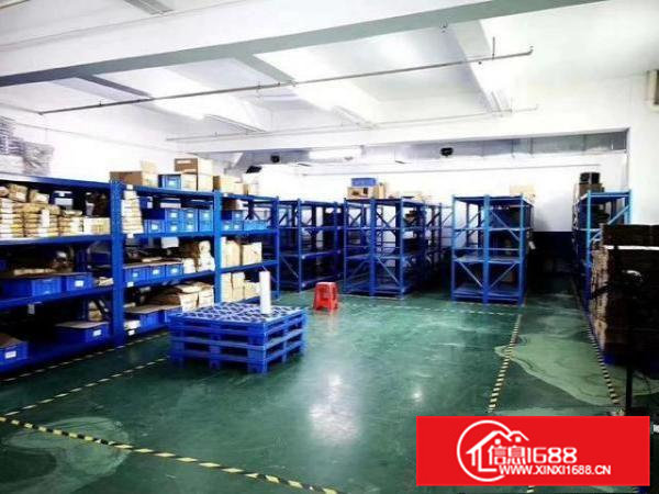 出租凤岗金凤凰工业区400平厂房，价格实惠，水电齐全