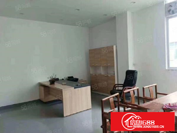 观澜大和工业区新出3楼1100平方带精装修厂房出租,水电齐全