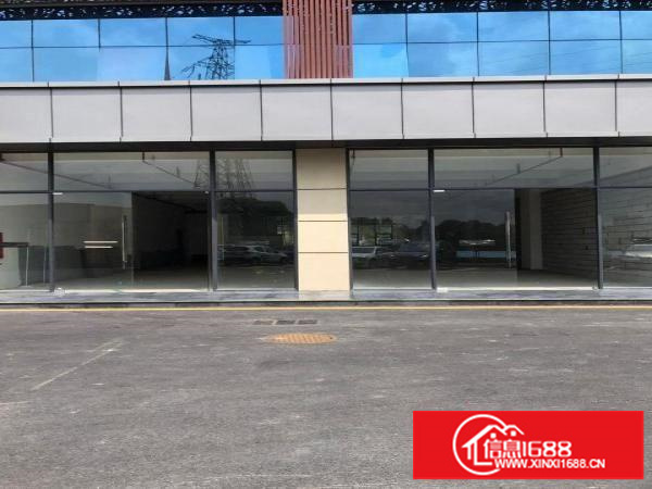 临街旺铺招租汽车4S店、展厅、美容、维修，免费停车位