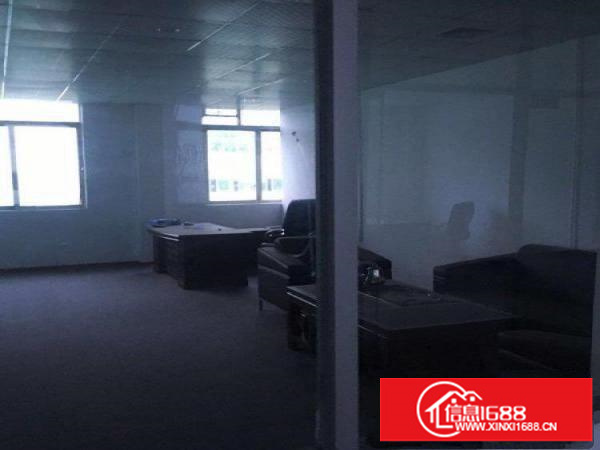 平湖辅城坳厂房三楼1100平米急租