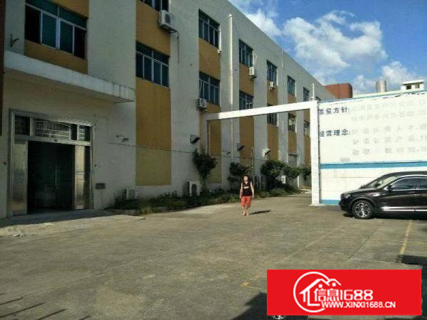 沙荷路边独院厂房分租楼上整层1260平方急租！