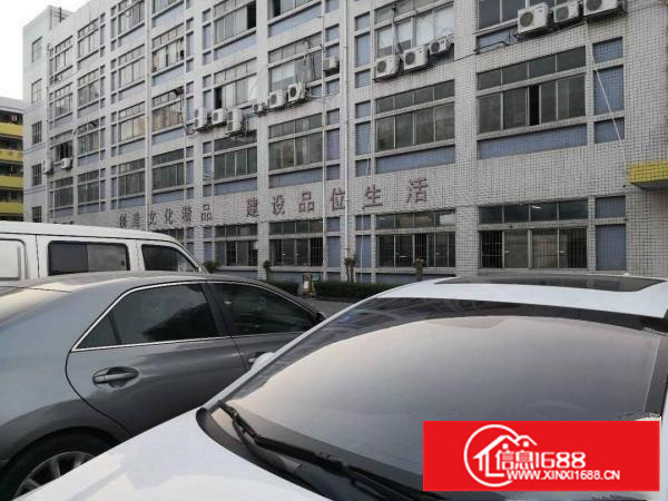 平湖上木古工业区二楼1200平方招租